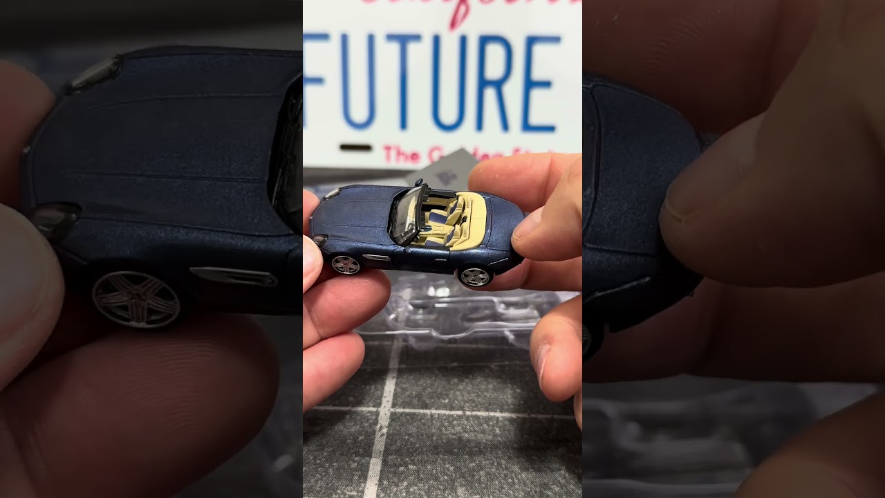 BMW Z8 Alpina – Alpina Blue | Mini GT 1:64 