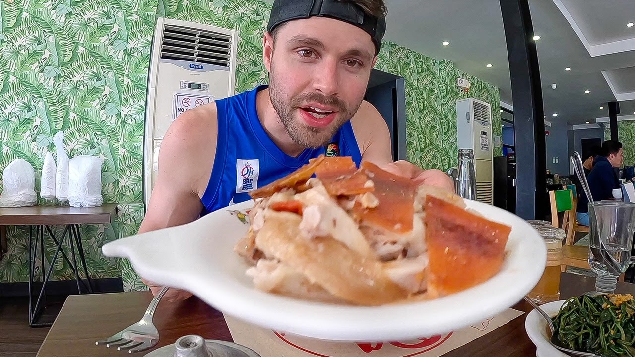 I tried the Philippines most famous Lechon (Was it even the best meal of the day?) 🇵🇭