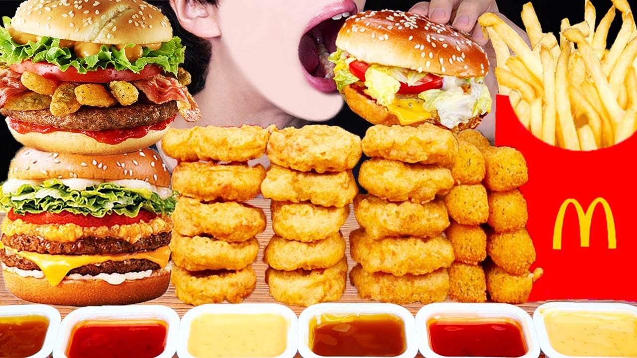 ASMR McDonald's HAMBURGER CHICKEN NUGGETS MOZZARELLA CHEESE STICKS FRIES MUKBANG맥도날드 먹방EATING SOUNDS
