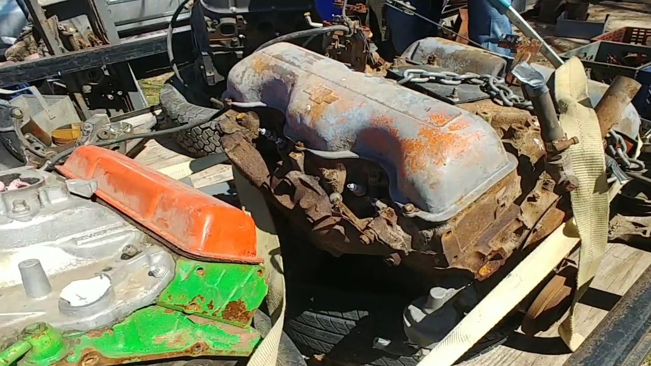 Decatur Texas Swap Meet 2025. It was freezing cold but I still found deals!