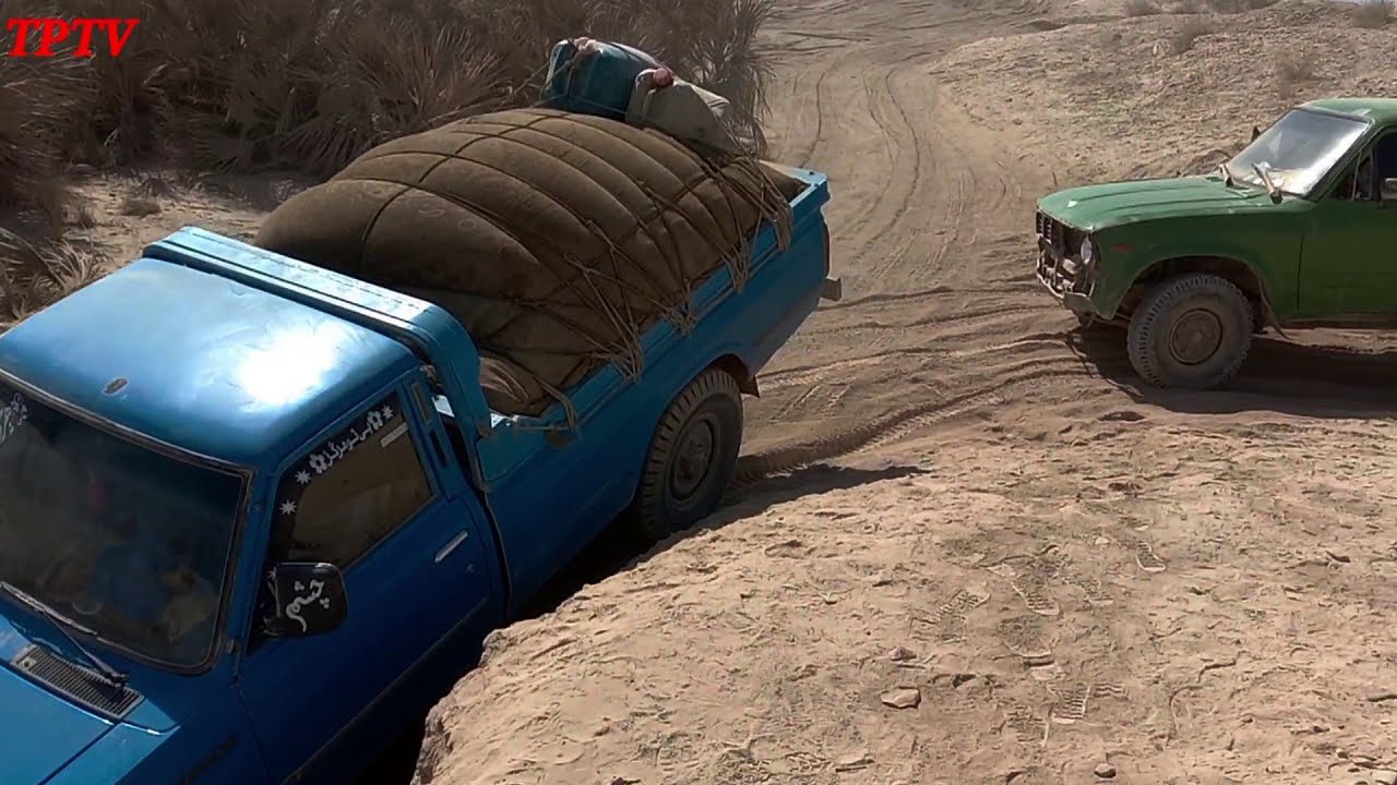 Poor Baloch Smuggling Irani Diesel Life Risk..