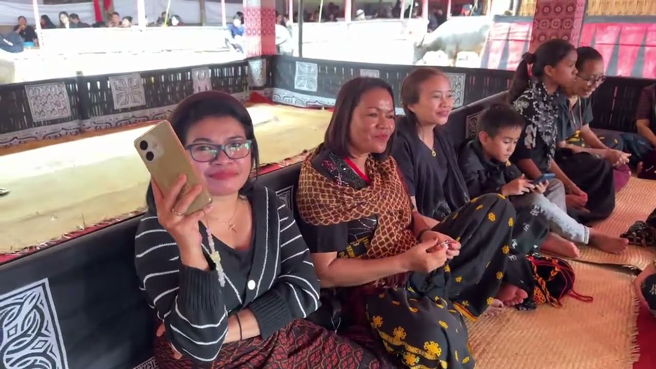 25. Rambu Solo Pemakaman Almh. Maria Salea Randabunga' / Nenek Sembilan jaya di Tongkonan Tiromanda
