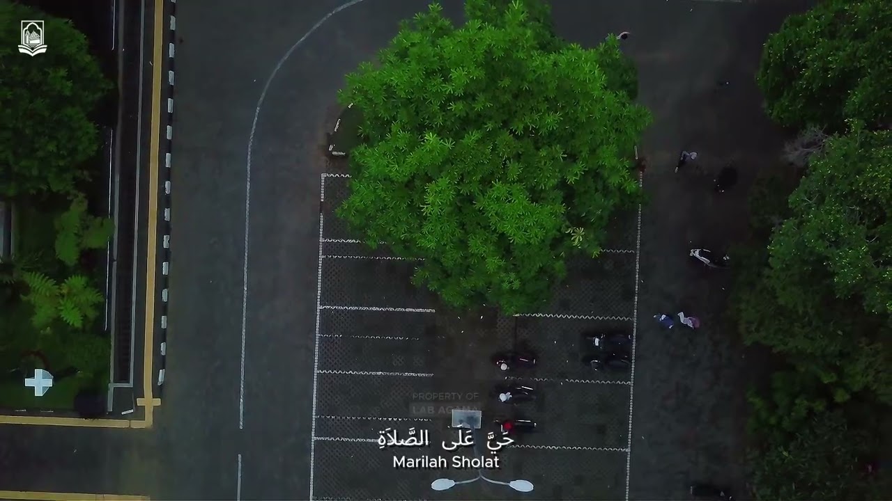 Subhanallah Merdunya Adzan Jiharkah - Ust Ahmad Muzadi