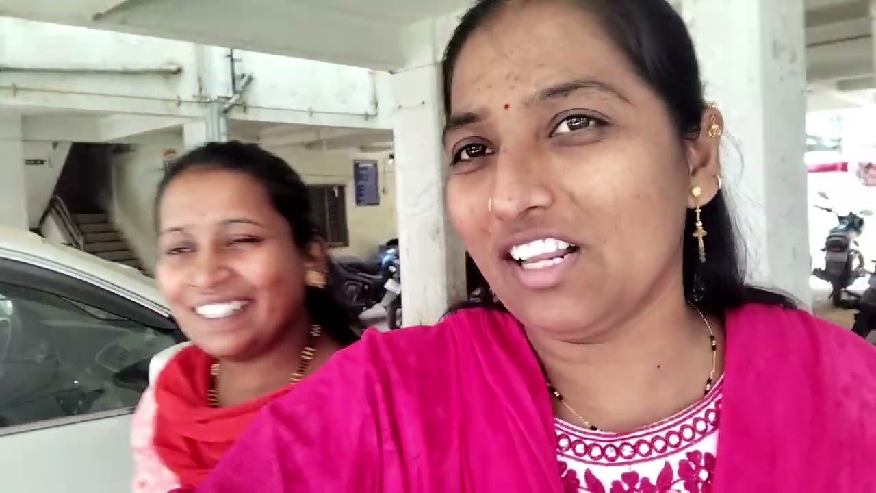 आज आमच्या घरी आलेत पाहुणे सासू आणि सासरे
