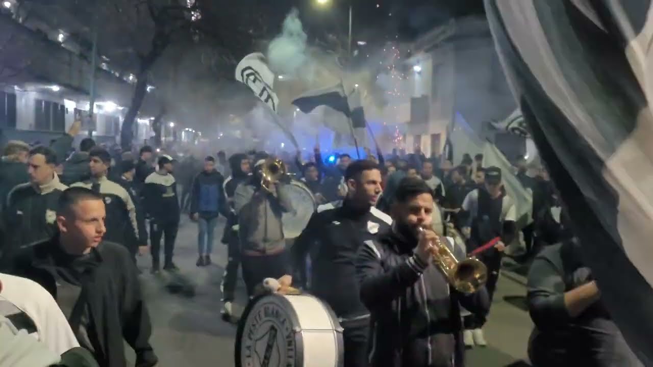 Carnaval toda la vida | Floresta es mi barrio - LA PESTE BLANCA - Primera Nacional 2022