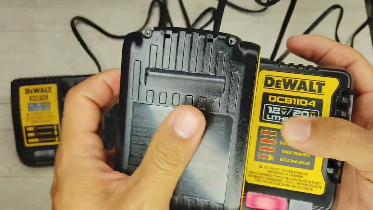 Cargadores de baterías Dewalt rápidos de 4AH DCB115 y  DCB1104. #powertools #dewalt #cargadores #diy