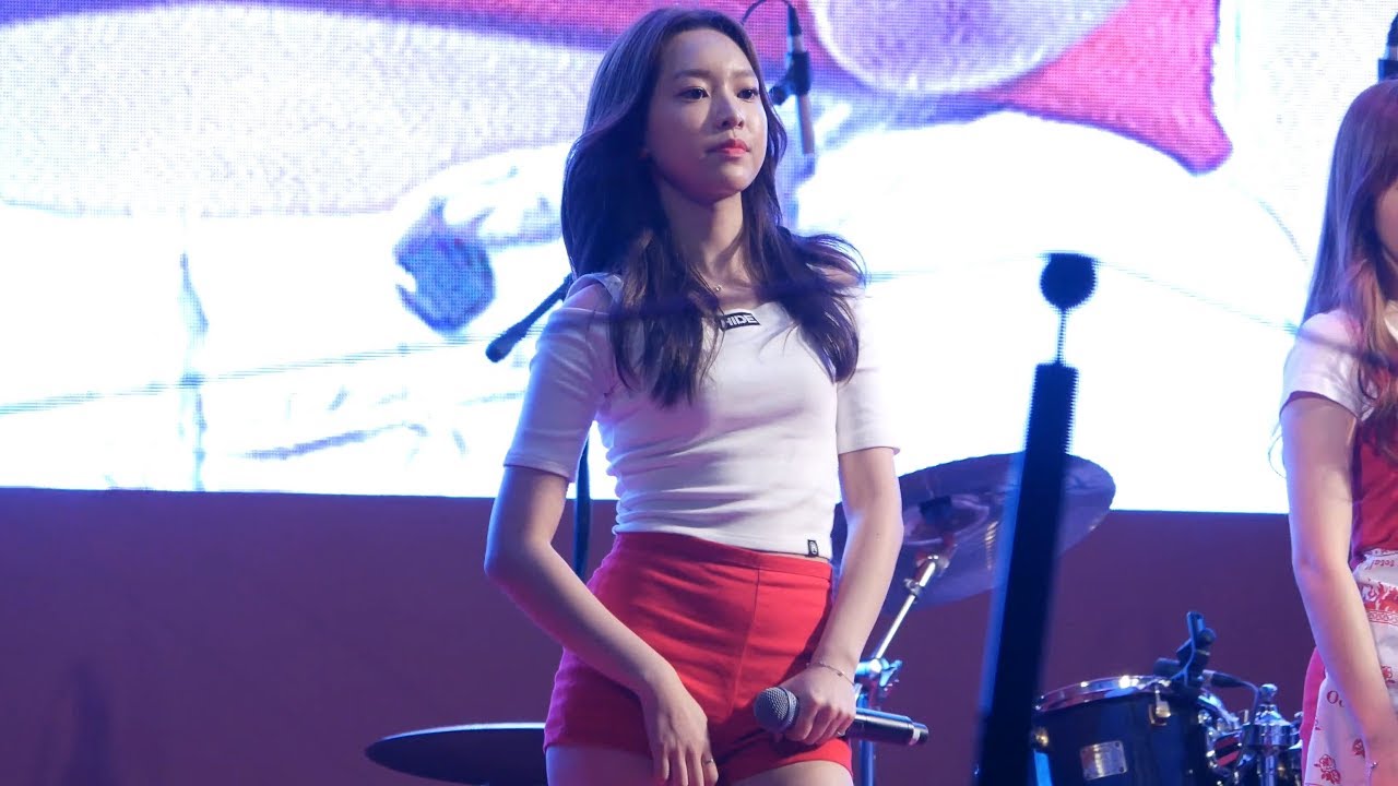 180623 월드컵 광화문 거리응원 에이프릴 예나 미스터 직캠