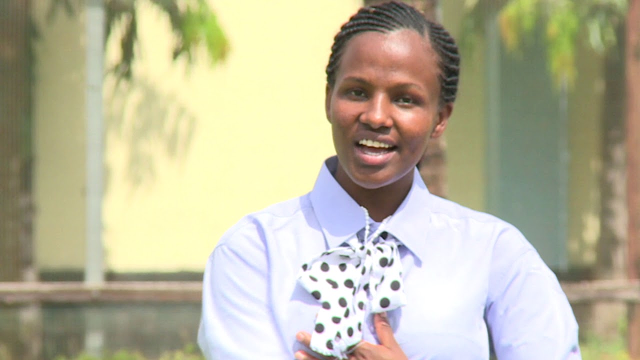 NISHIKE MKONO MARIA NA P. MWARABU KWAYA YA MT CESILIA MICHUNGWANI KIMARA.