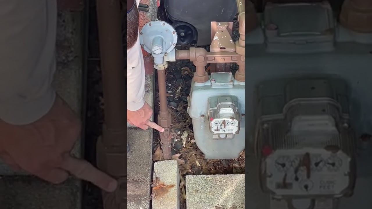 Как отключить газ в доме #шорты #газ #природныйгаз #коммунальные услуги #сделайсам #переворачиват...