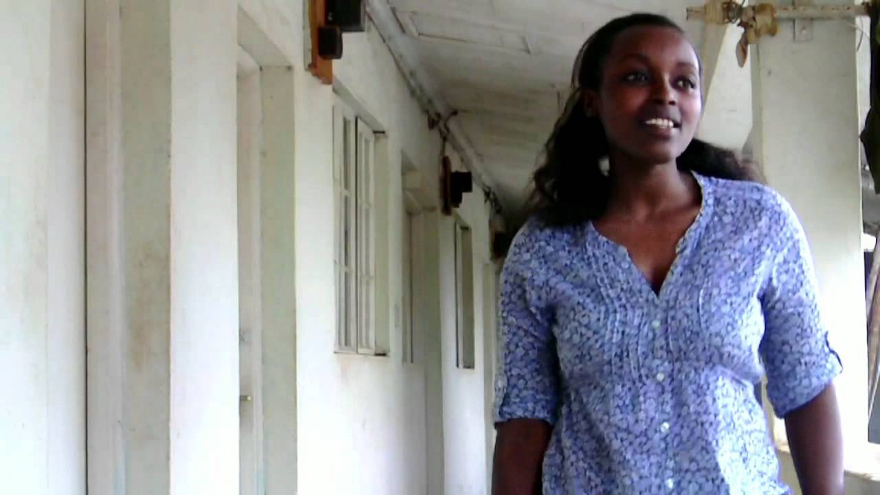 Sema (Talk to me) Mary ft. Tabby and Crizzae (Official Clip, 2012)