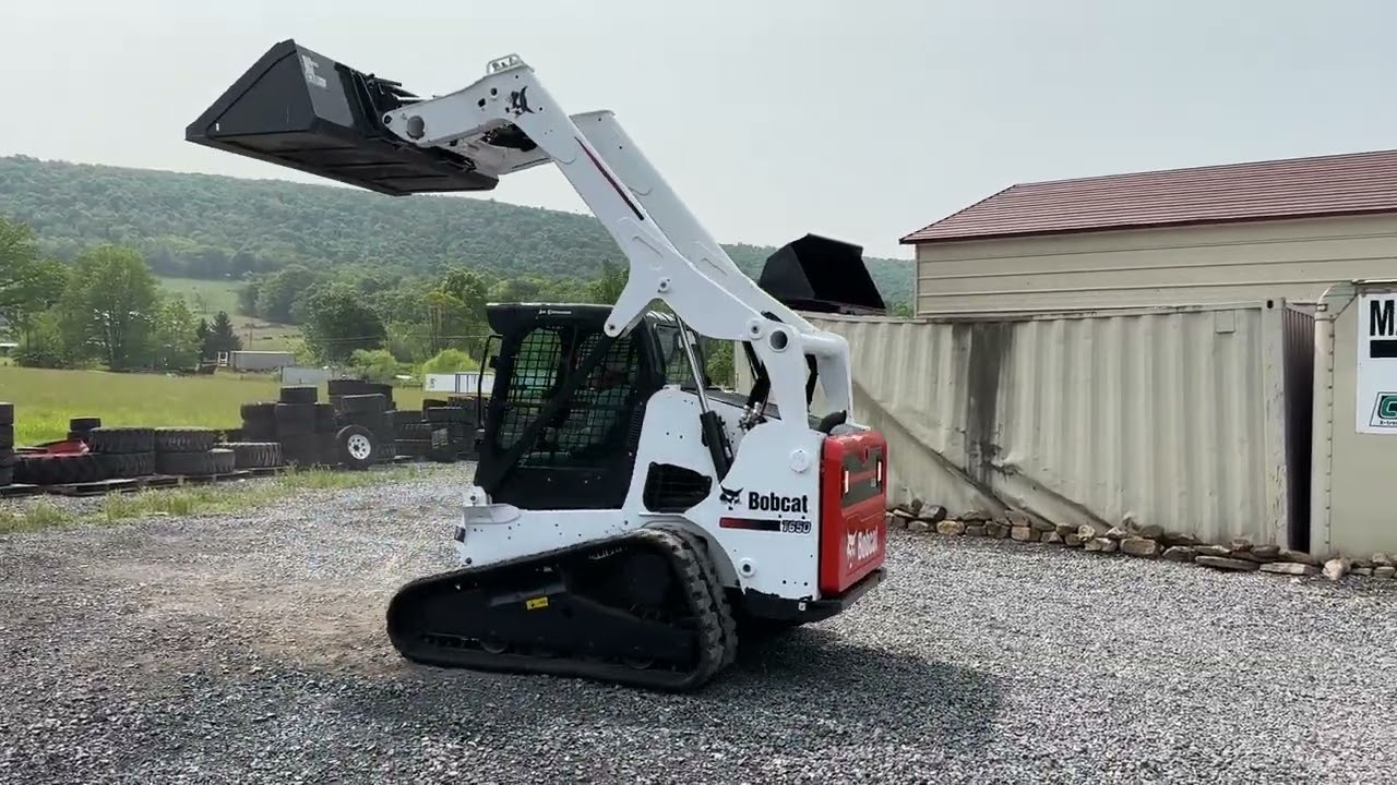 USED 2014 Bobcat T650 Rubber Track Skid Steer Loader Cab Heat Air New Bucket 74 HP Turbo Diesel !!!