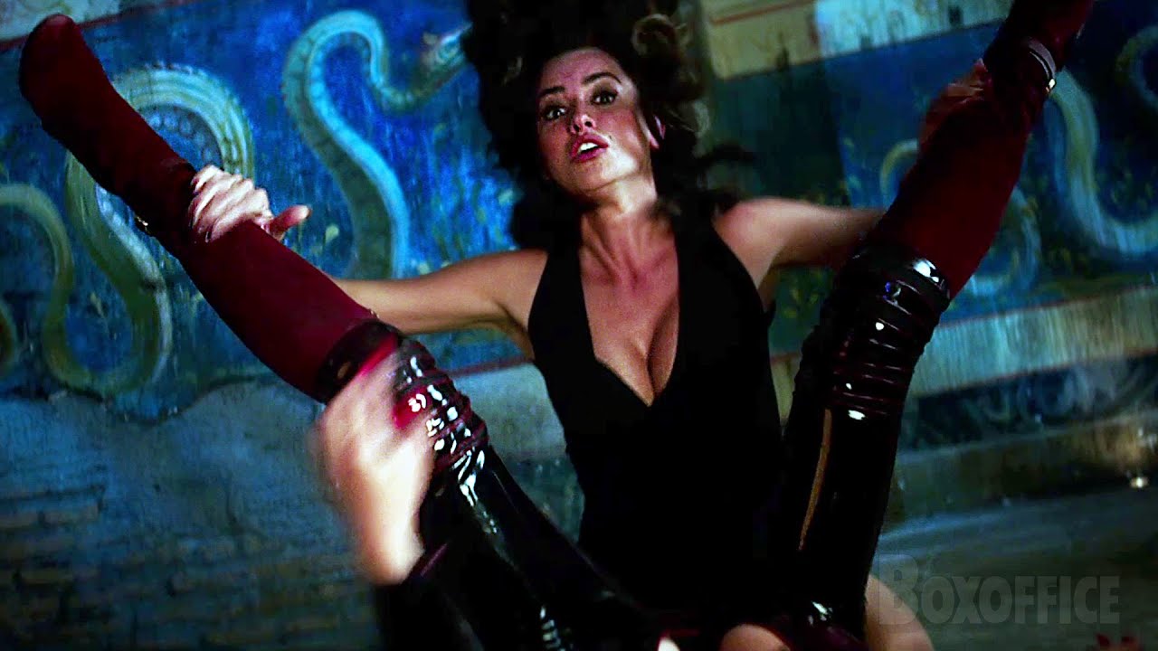 &iexcl;PELEA S*XY! | Pen&eacute;lope Cruz contra Milla Jovovitch | Zoolander 2 | Clip en Espa&ntilde;ol