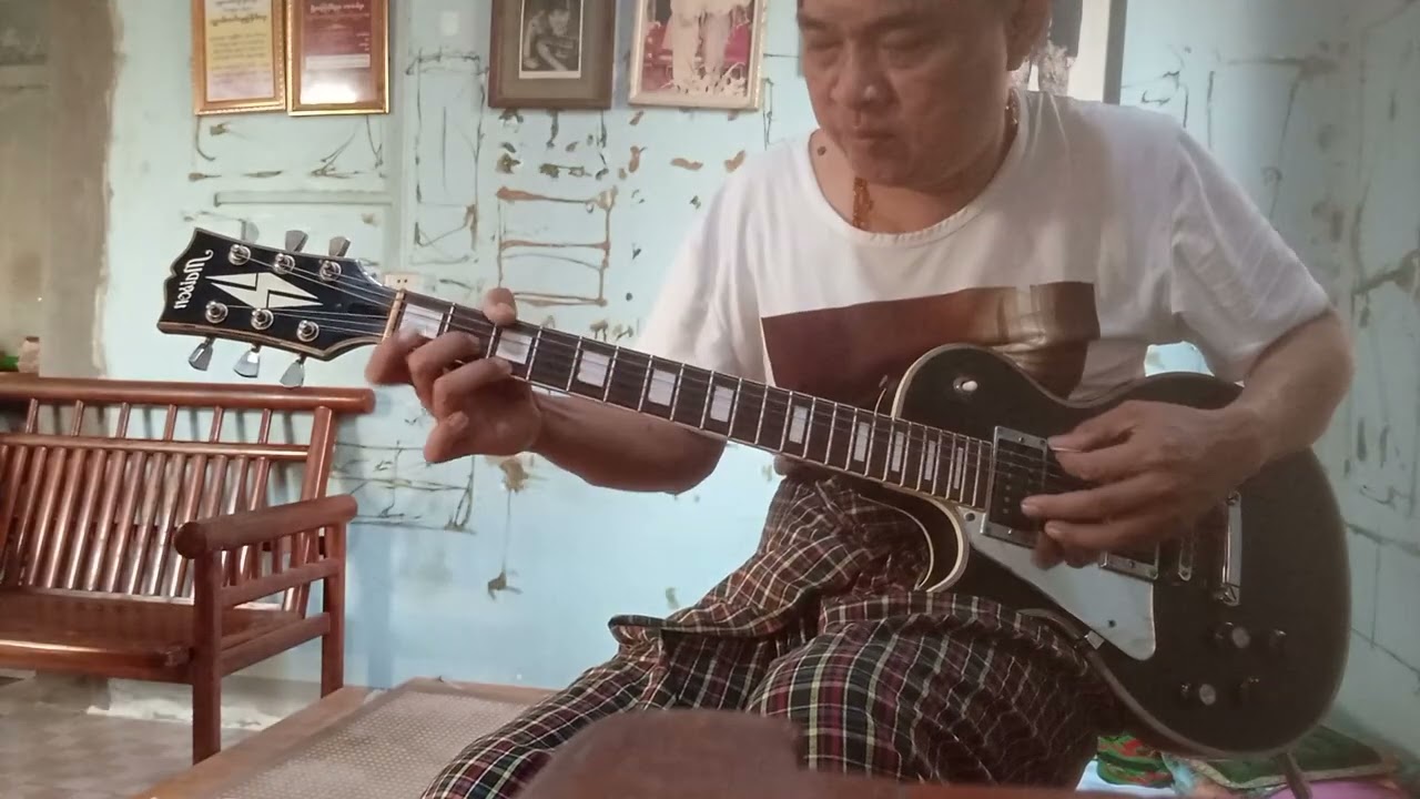 November rain guitar gun n.rose
