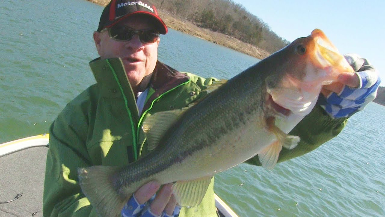 FOX Sports Outdoors SouthWEST #13 Bull Shoals Arkansas Bass Fishing