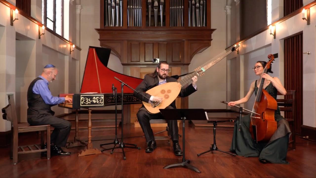 Robert de Visee: Chaconne in G for harpsichord, theorbo, and viol