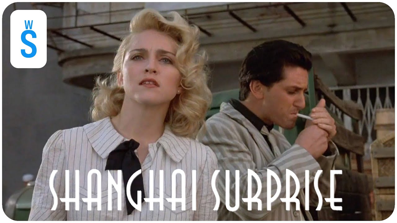 Shanghai Surprise (1986) | Scene: Glendon opens a wicker trunk and discovers opium
