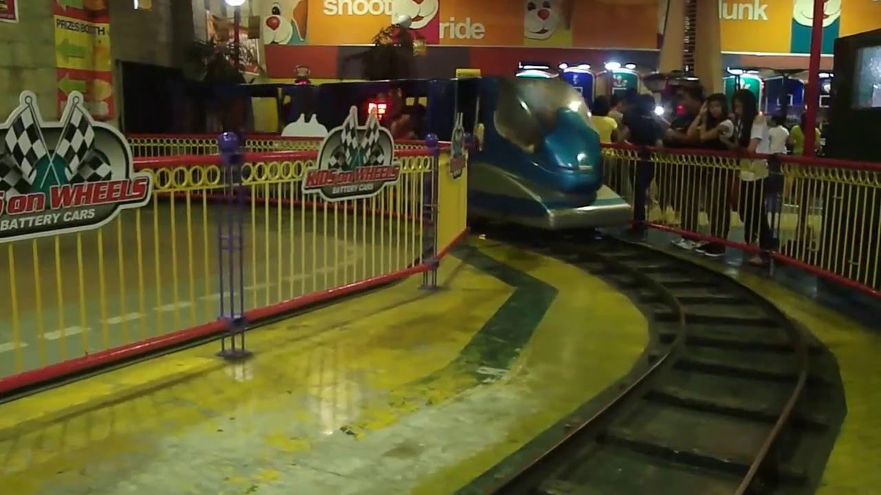 STA. LUCIA MALL  World Of Fun | Horror Tunnel