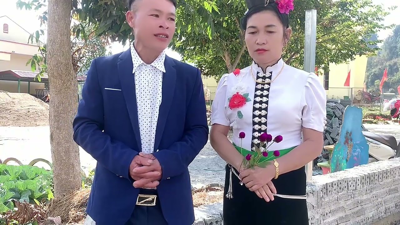 Hổng kiên Lò siễn hát rât hay mòi người ổng hồ đăng ký giup nhé 😂😂🥰🥰🌹🌹❤️❤️🌹