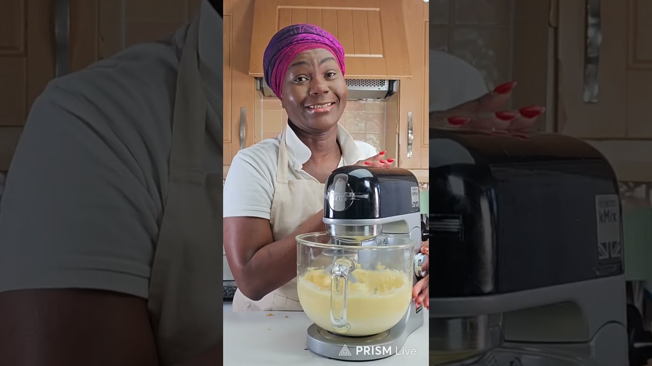 Live|Making a homemade caramelized apple layer cake from scratch