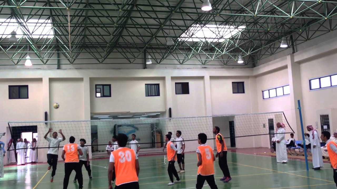 دوري الطائرة بمدرسة العز بن عبدالسلام 2