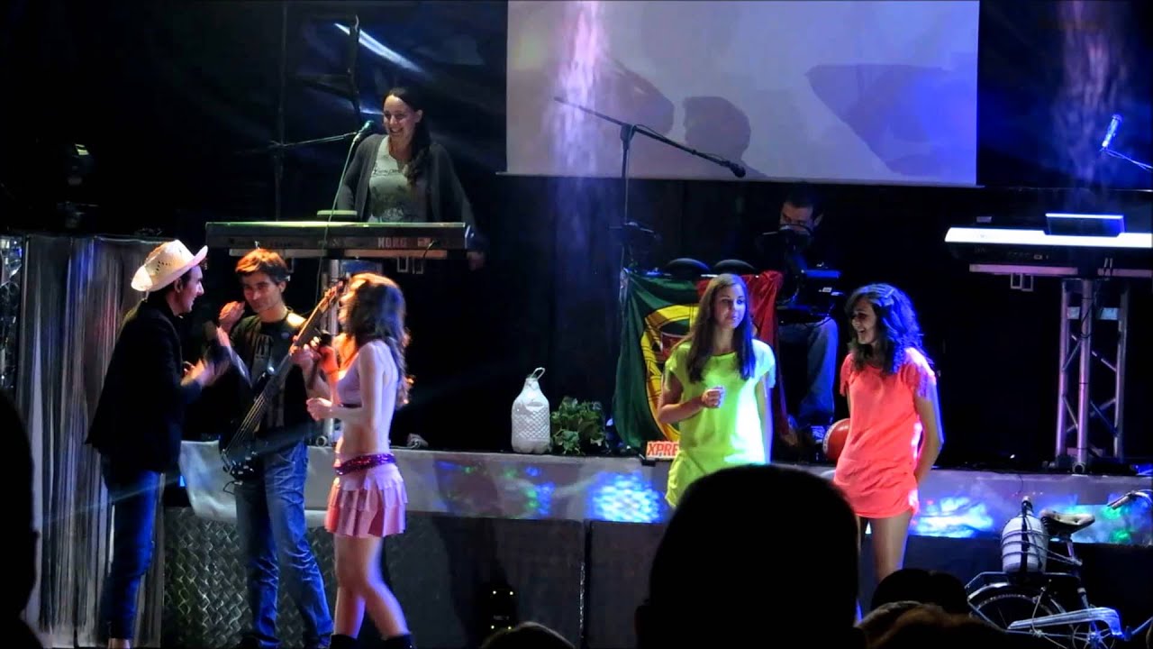 BANDA XPRESS MUSIC NA FESTA DE S.MIGUEL CADIMAS POVOLIDE