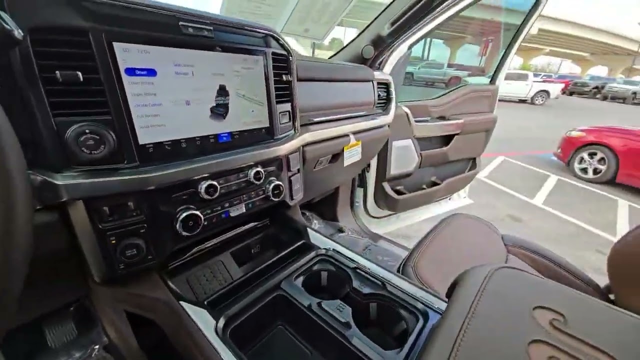 2026 Ford F-350 King Ranch TX08228