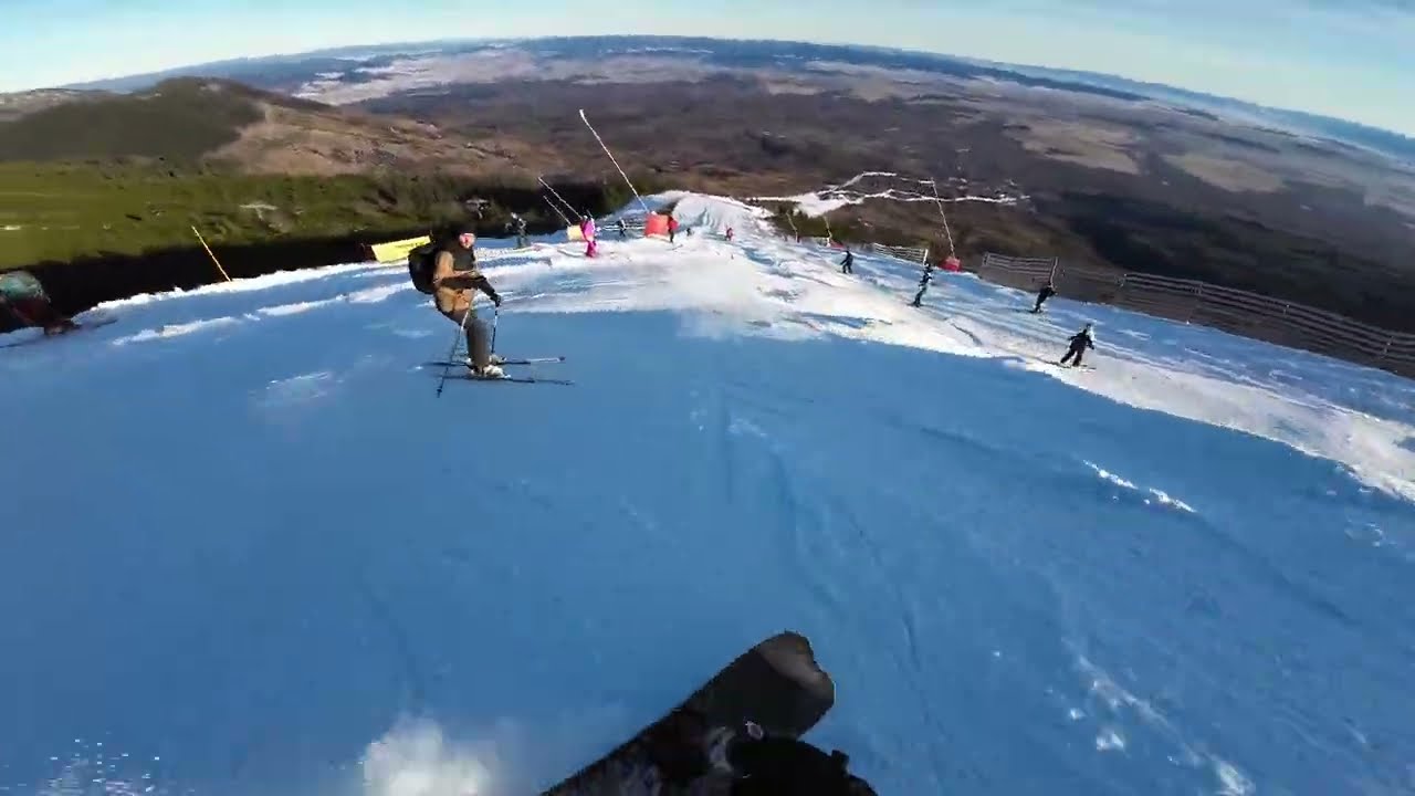 Łomnica descent on snowboard