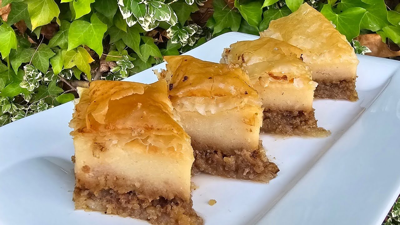 Вкусен сиропиран сладкиш Галактобаклава Delicious syrupy pastry Galactobaklava     # баклава