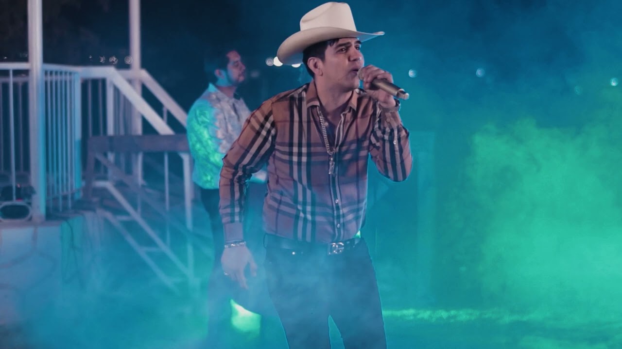 Jovanny Cadena Y Su Estilo Privado - El R1 [En Vivo]