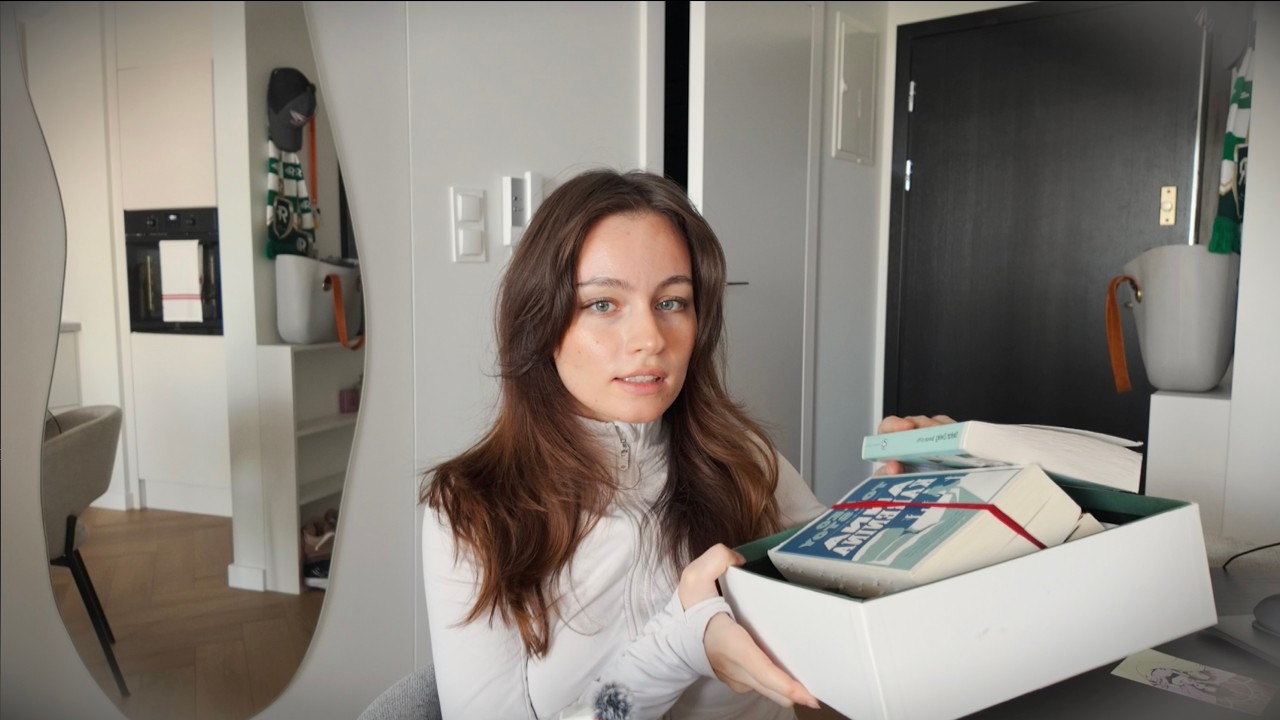 what's in my reading box