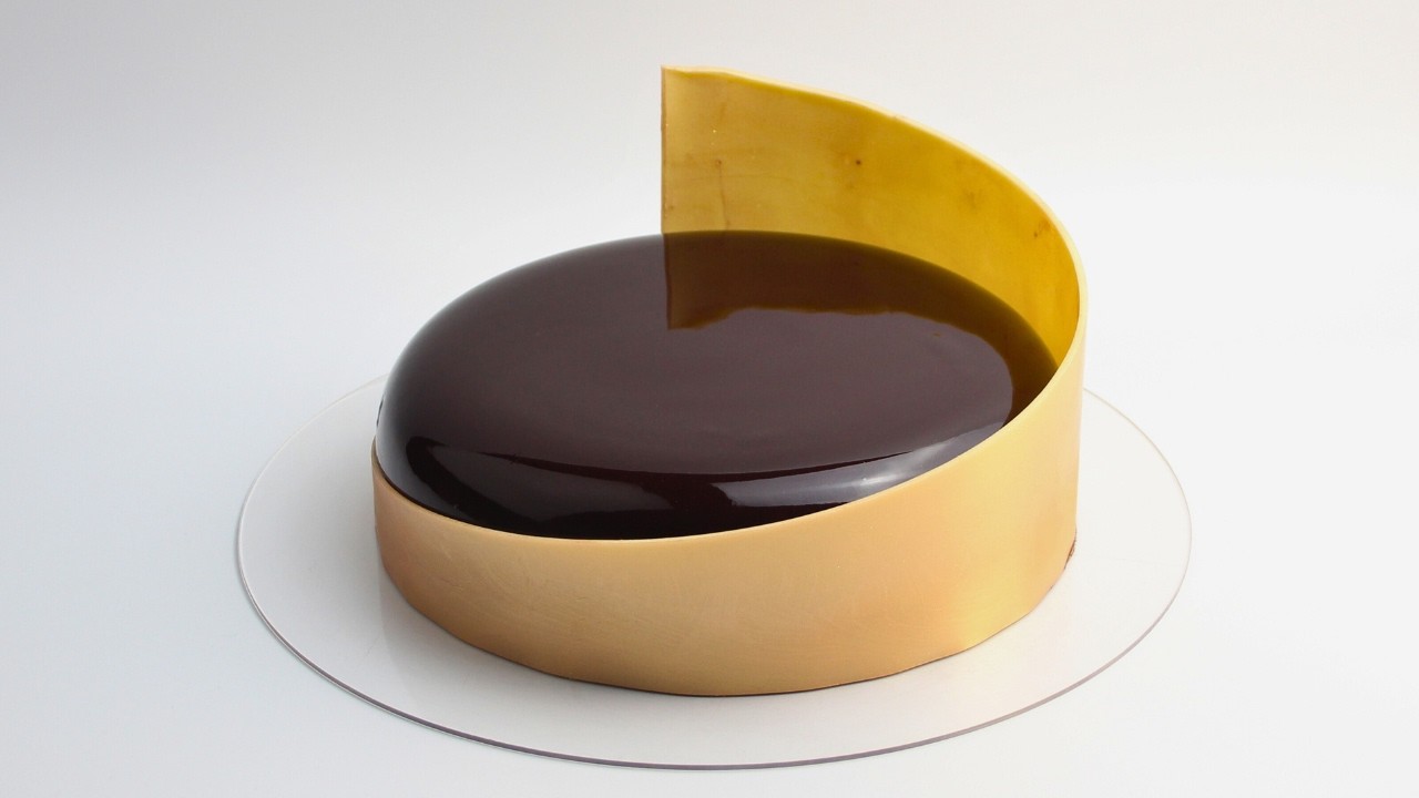 Sugar-Free Chocolate, Cherry & Hazelnut Mousse Cake Recipe