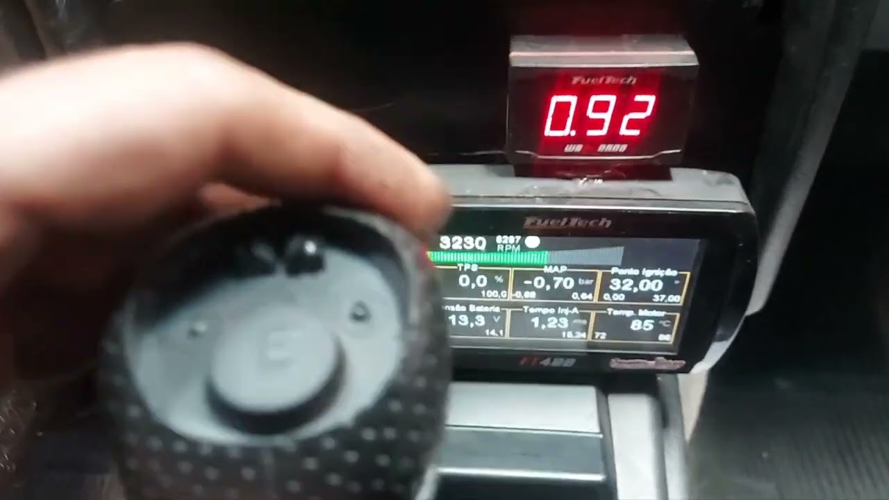 Renault 21 Turbo con Fueltech FT400