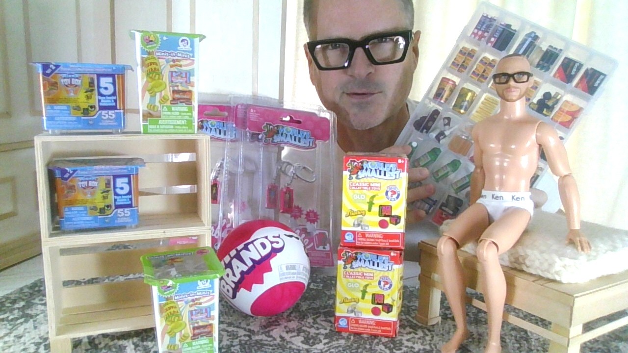 Super Impulsive World's Smallest Classic Mini in Mini Sugar Buzz Micro Toy Box Zuru Retro Brands