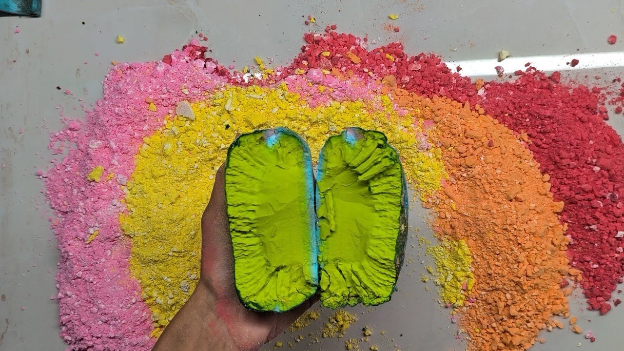 Dry Cornstarch Crunchies Crushing ~ Crispy & Crunchy Texture ~ Colourful ~ ASMR 