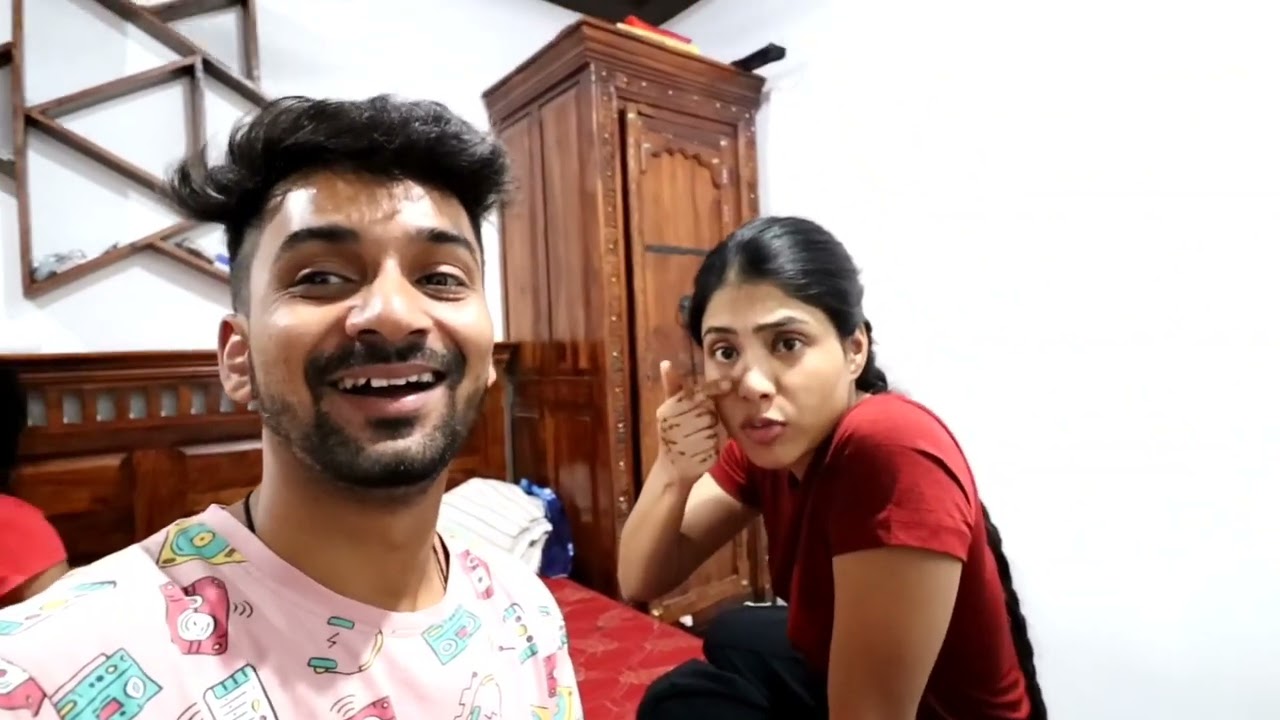 ek machar ne pareshan kar diya isko 😂😂