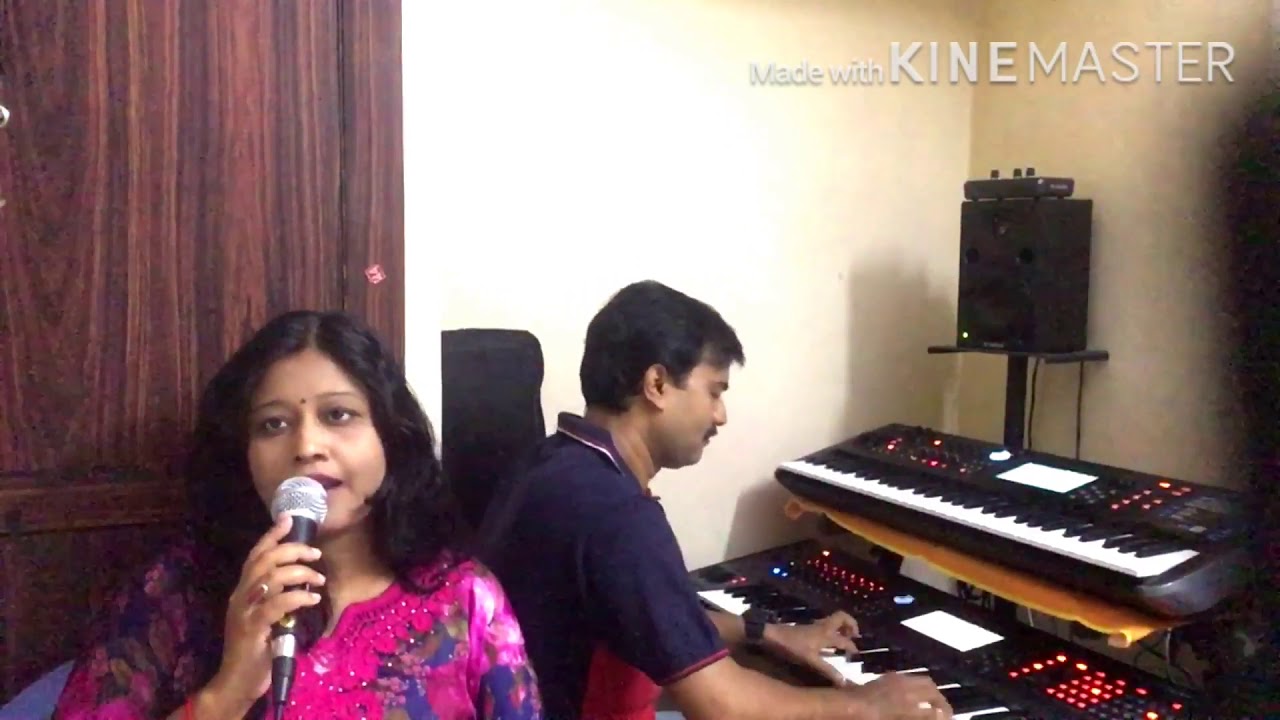 Bolchhi tomar kaane kaane (amar tumi)