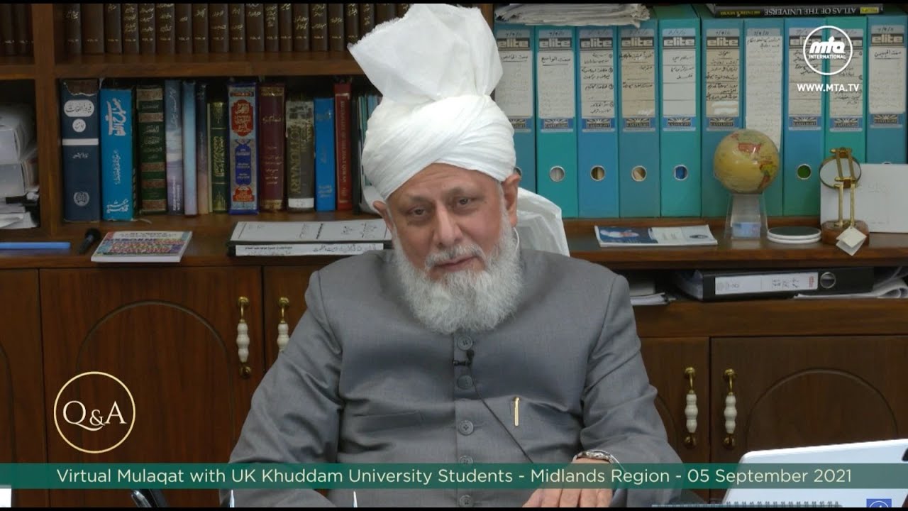If a pious person does good deeds all his life but is not a believer in God, can he go to Heaven?