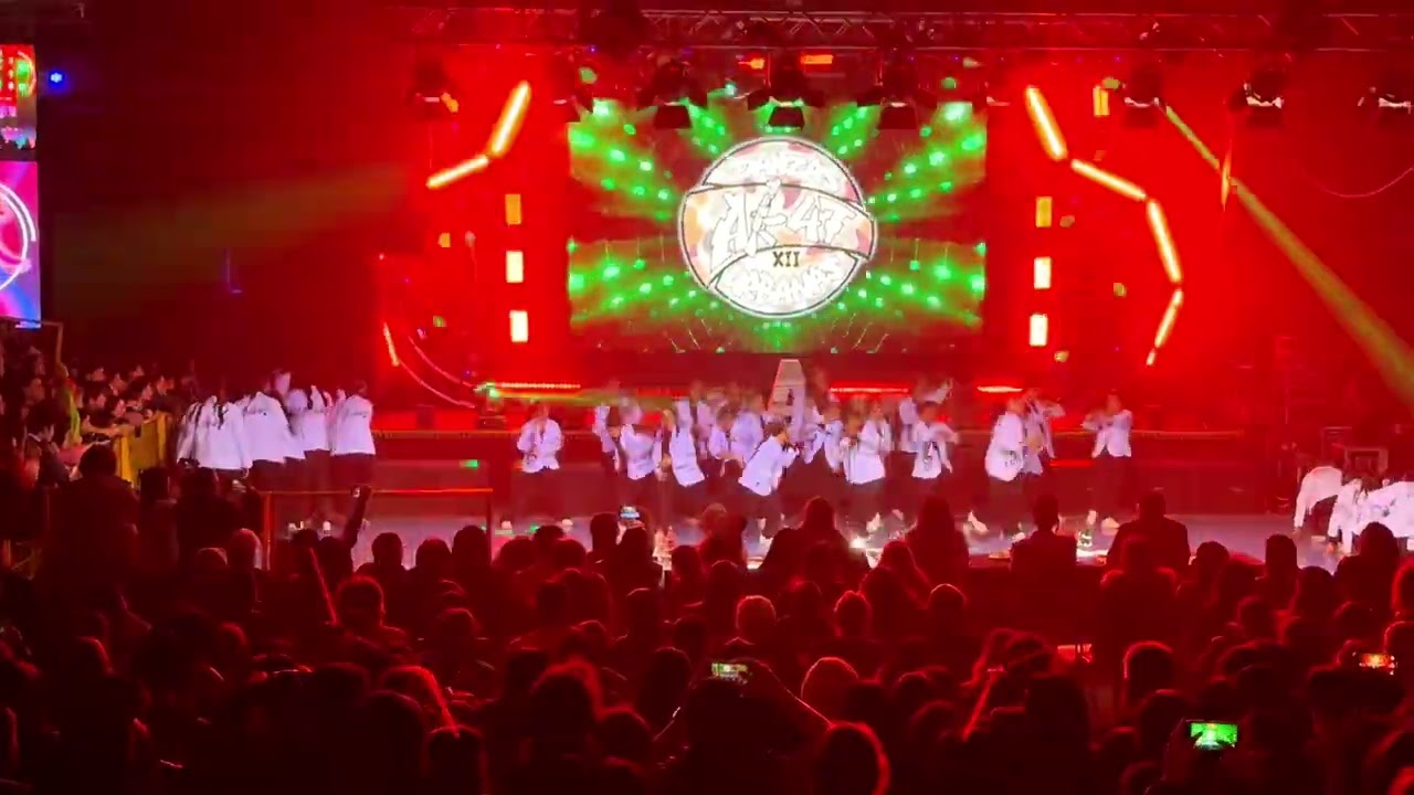 Ak-47 Danzas Urbanas Megacrew 