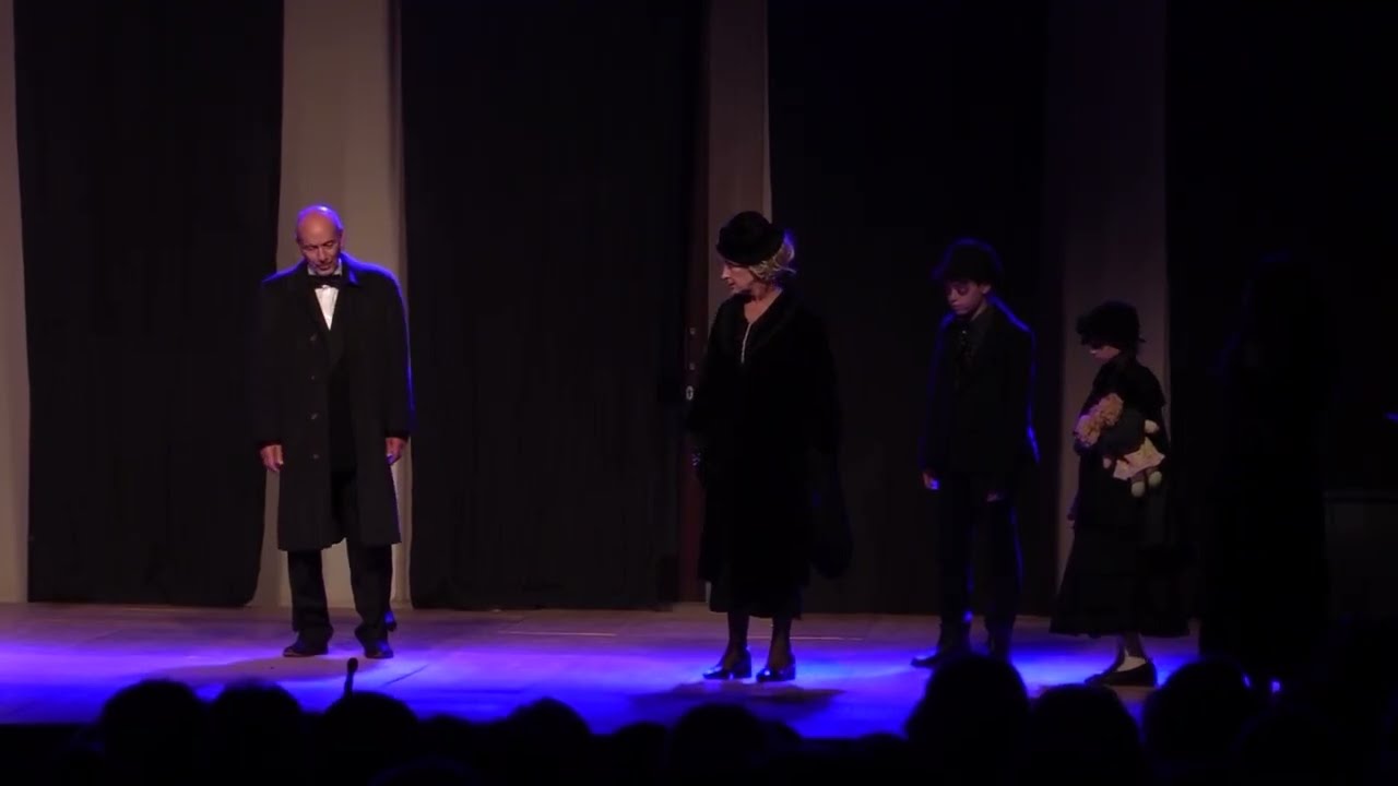 Video servizio Sei personaggi in cerca d'autore