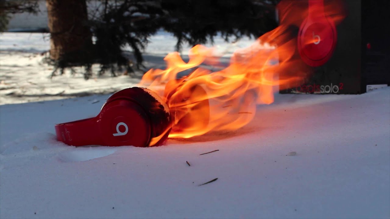 Beats Solo 2 Fire Test | Beats by Dr.Dre Solo 2 On Fire!