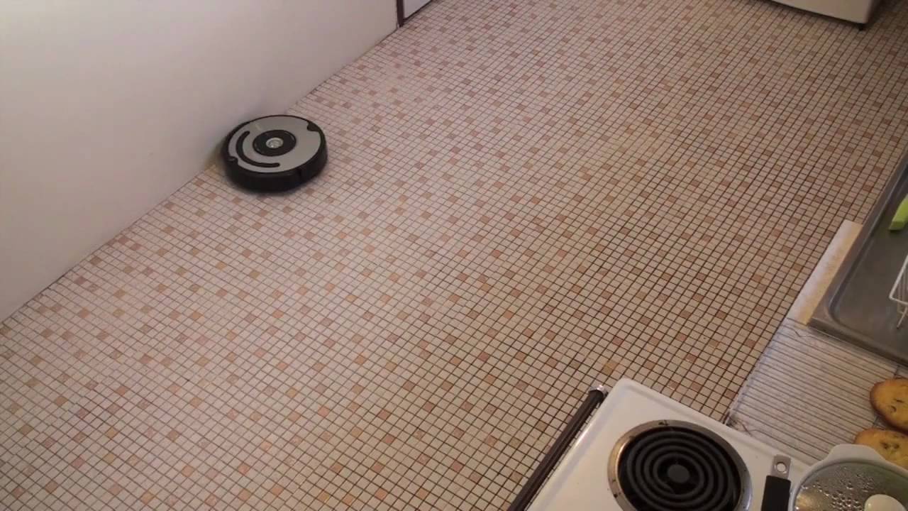 Roomba 560 Review - Kitchen