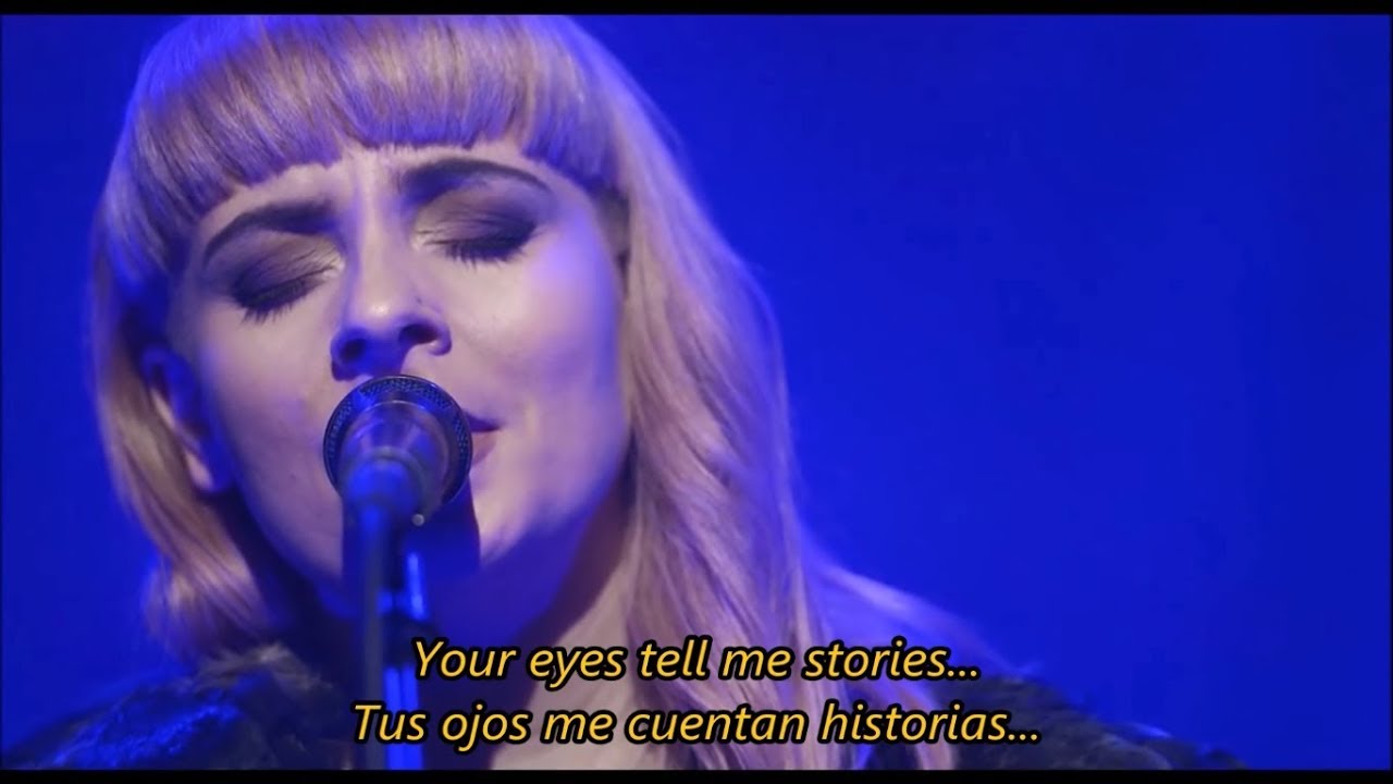 Eiv&oslash;r P&aacute;lsd&oacute;ttir | Falling Free [Subtitulada al espa&ntilde;ol]