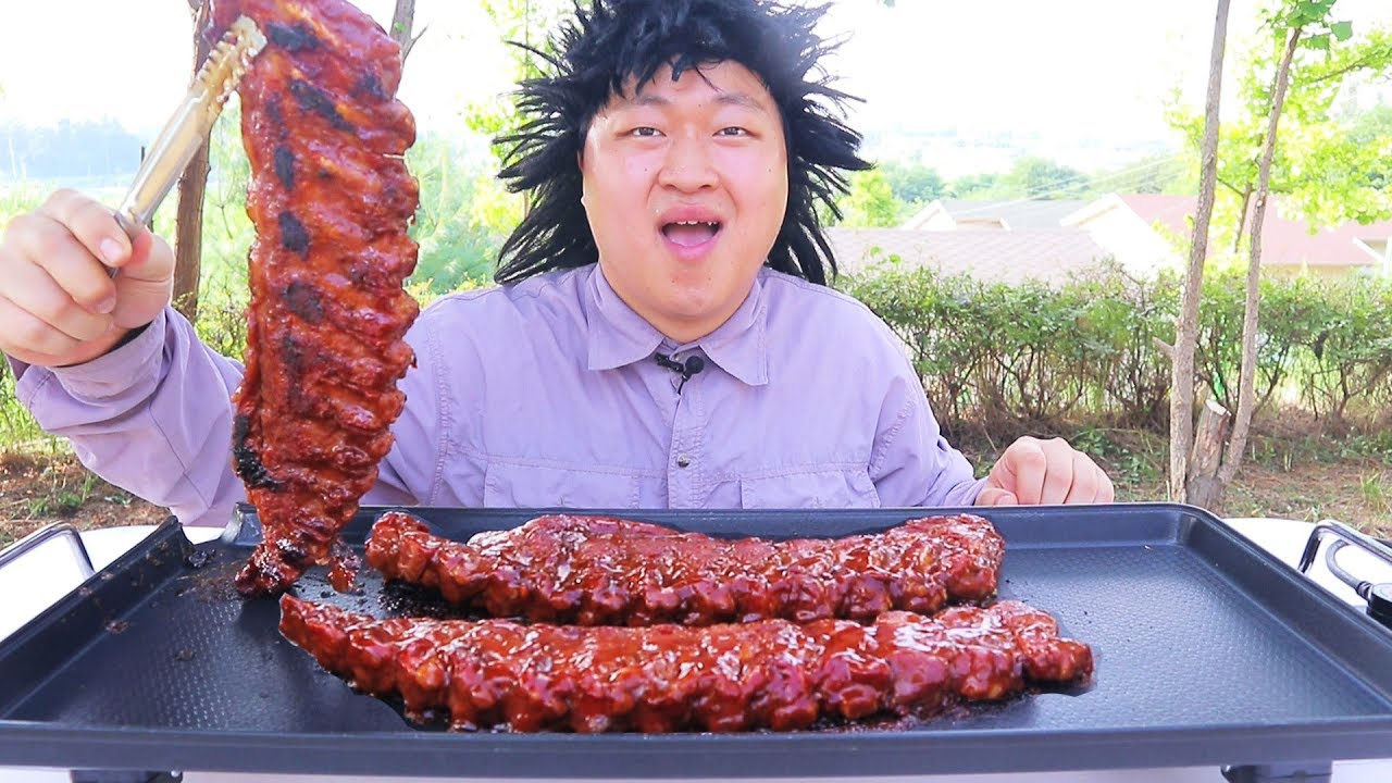 [도깨비] 멧돼지로 만든 폭립 바베큐 실컷 먹어보기~~!