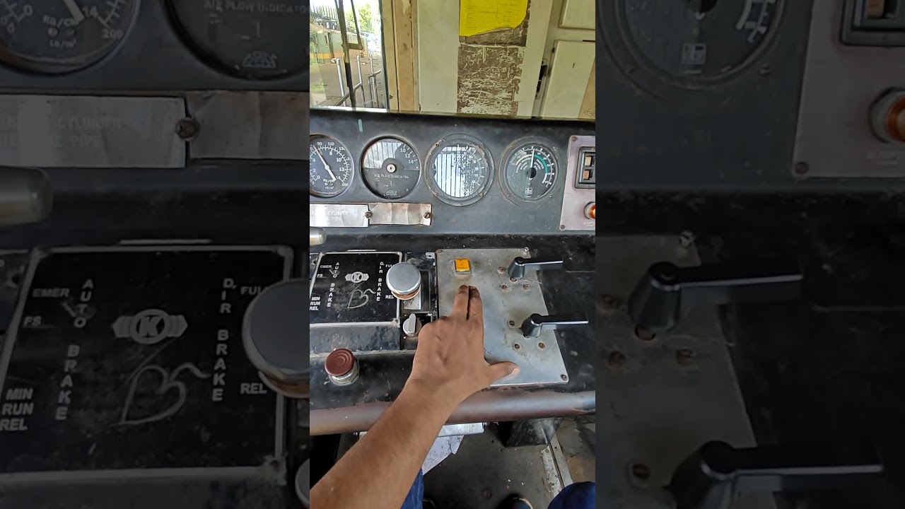 Locomotive Horn📯 || WDG 4 horn || Train ka horn || train horn||train sound ||#trainhorn #locomotive