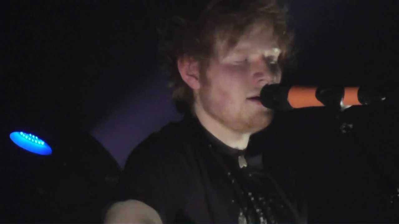 Ed Sheeran - Small Bump (live @ DOCKS in Hamburg, 06.03.12) HD
