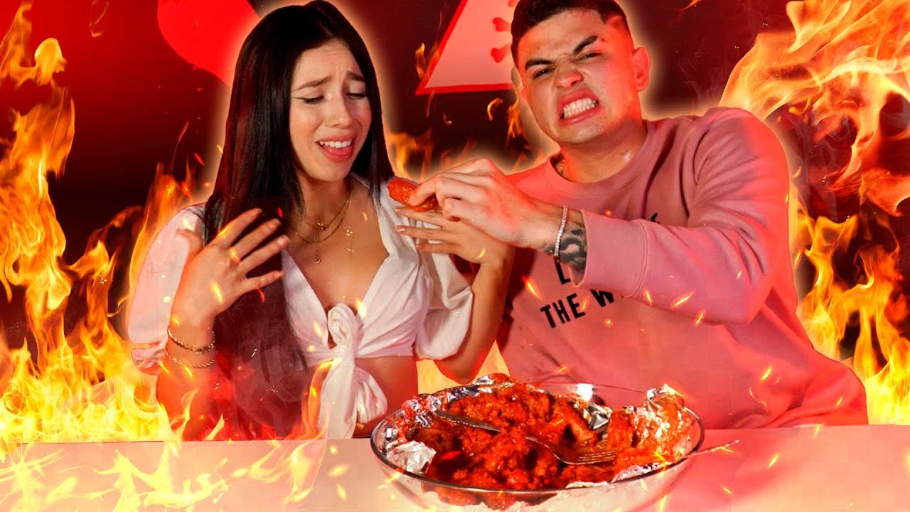 @PabloTroncoso11 me robó un BESO mientras grabábamos un video