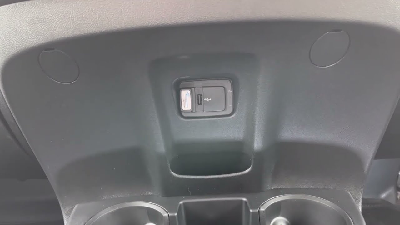 A Ducato Upgrade: Glovebox drinks holder
