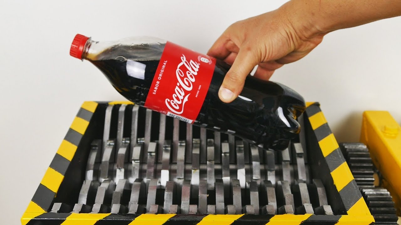 TRITURANDO COCA-COLA!!!