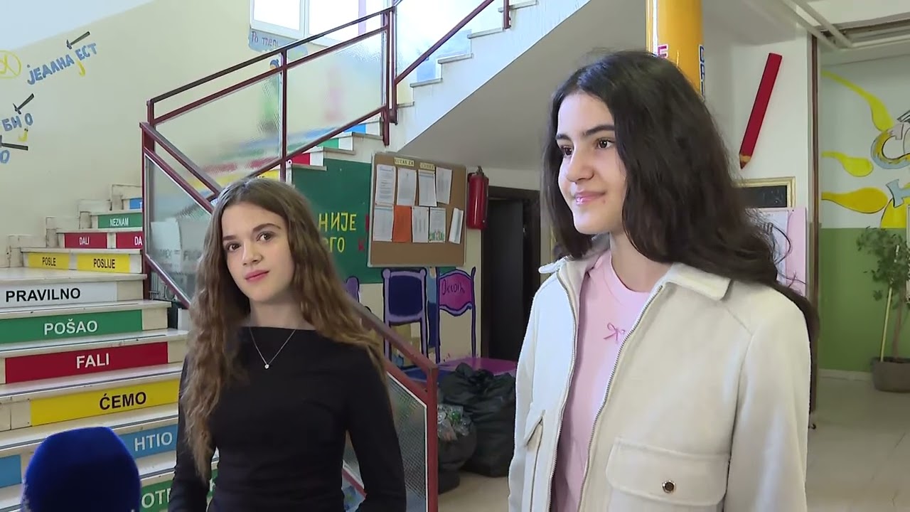 BOJE JUTRA - MALI EKOLOZI, VELIKE PROMJENE RECIKLOMAT U RUKAMA ĐAKA OŠ ,,OKTOIH | Vijesti Online
