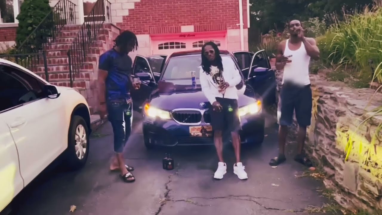 JAHSIGN (PROTECT MI HEAD)OFFICIAL VIDEO)#silkboss DAINJAH LINK /JAHRAINE RECORDS